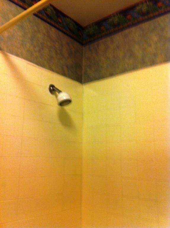 Civic Center Inn Santa Ana Oda fotoğraf